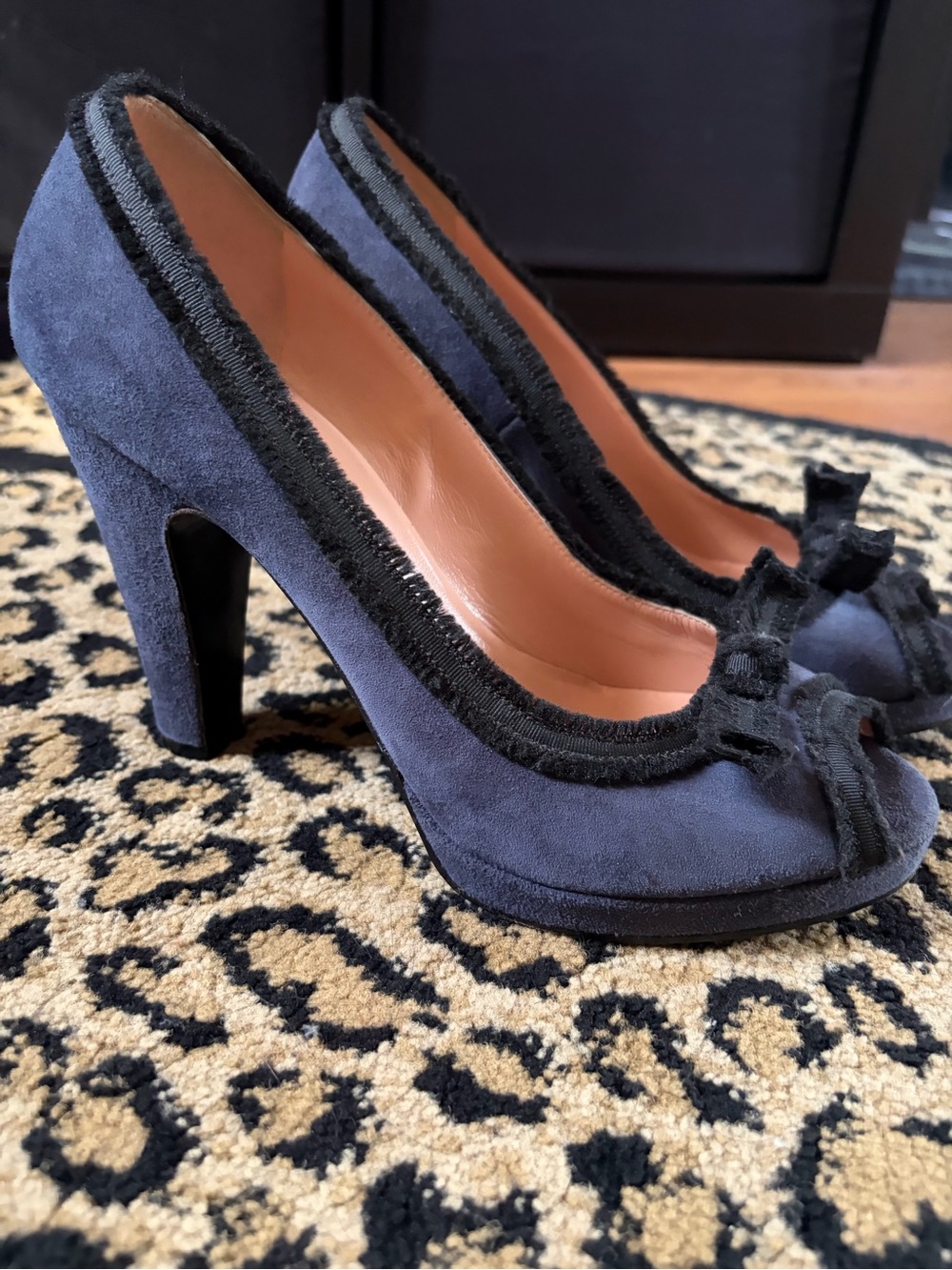 Vintage Marc by Marc Jacobs blue suede peep toe platform heels 38.5 8